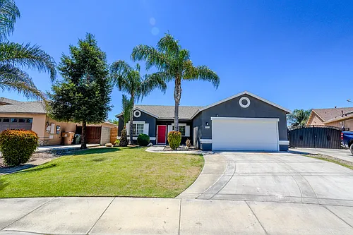 205 Derbyshire Dr Photo 1