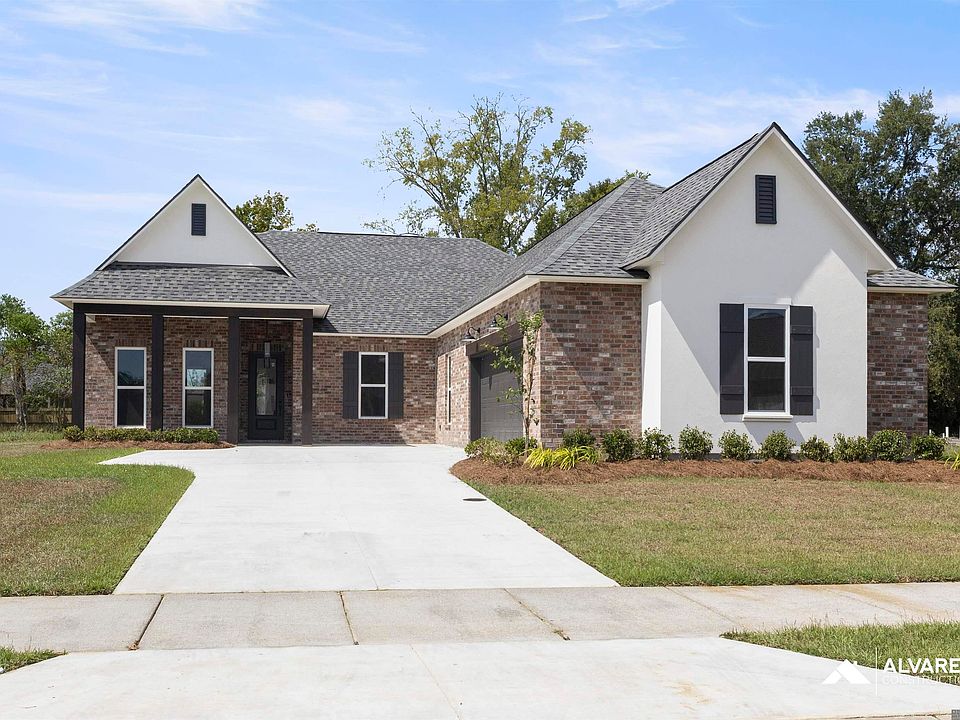 1st image of 10142 Sanctuary Oaks Dr