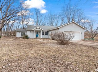 111 W Wilcox St, Springfield, IL 62707