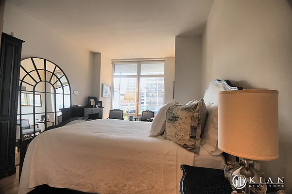 Sold by Kian Realty | media 2