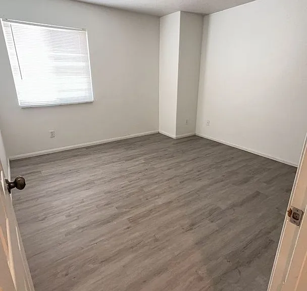 209 E. Grace St — Photo 29