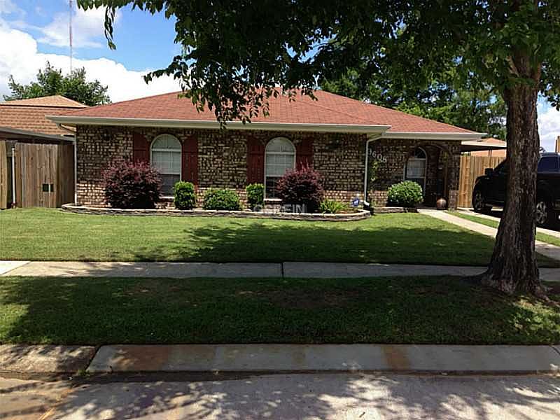 1st image of 3608 Decomine Dr