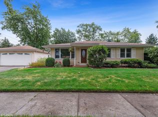 296 Keepataw Dr, Lemont, IL 60439