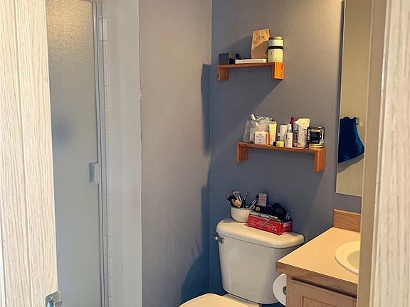 Main floor bathroom
