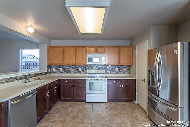 8123 Sandbar Point — Photo 22
