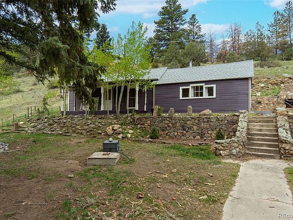 5th image of 401 Soda Creek Road