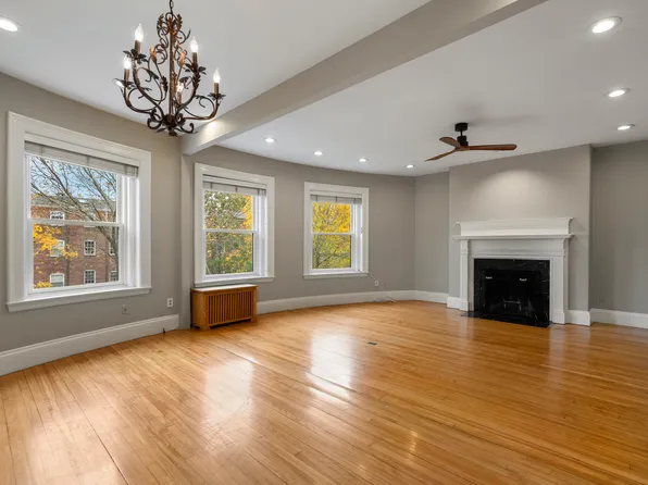 1011 Beacon St APT 4, Brookline, MA 02446