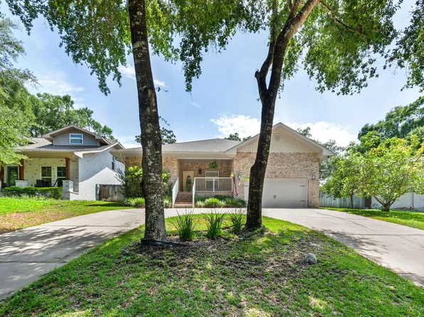 1341 Bayshore Dr, Valparaiso, FL 32580
