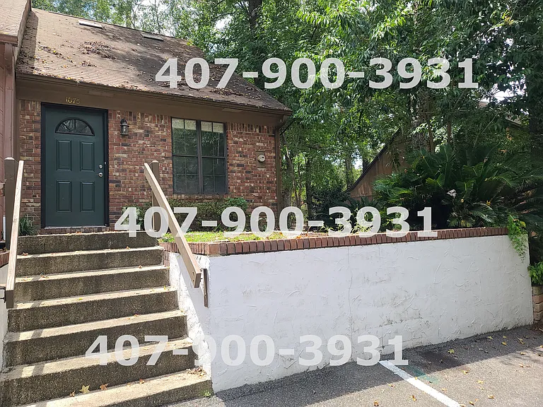 1075 Ocala Rd — Photo 3