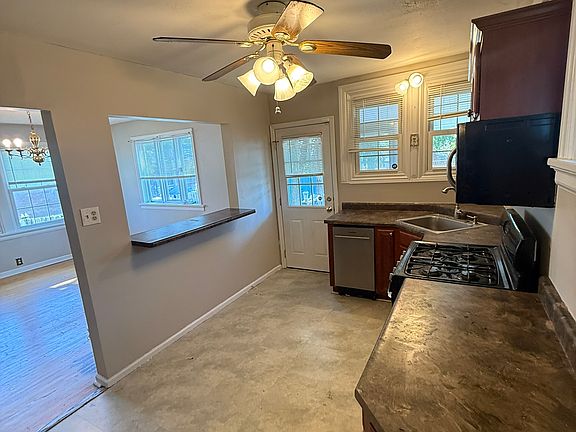 3rd image of 5976 Elizabeth Ave