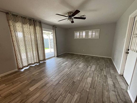 5th image of 6919 E Moreland St