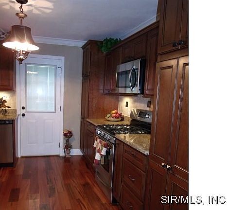 Gorgeous Hardwood Flooring