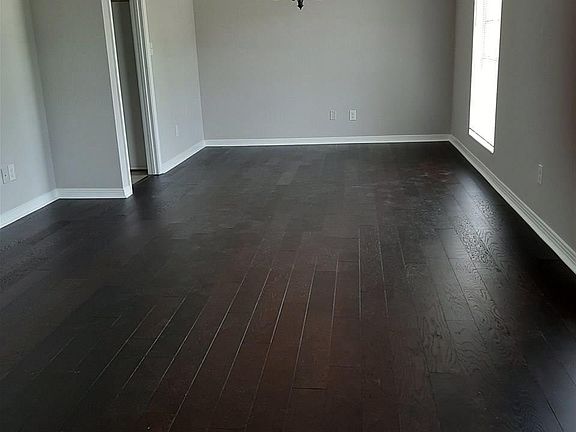 3rd image of 4188 Danamar Dr