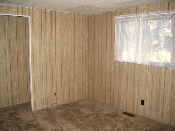 2nd image of 201 Crestwood Dr