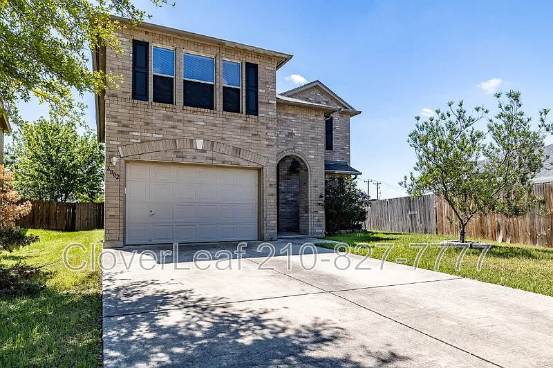 4 bed, 2.5 bath, 2278 sqft, $1,849 — Photo 3