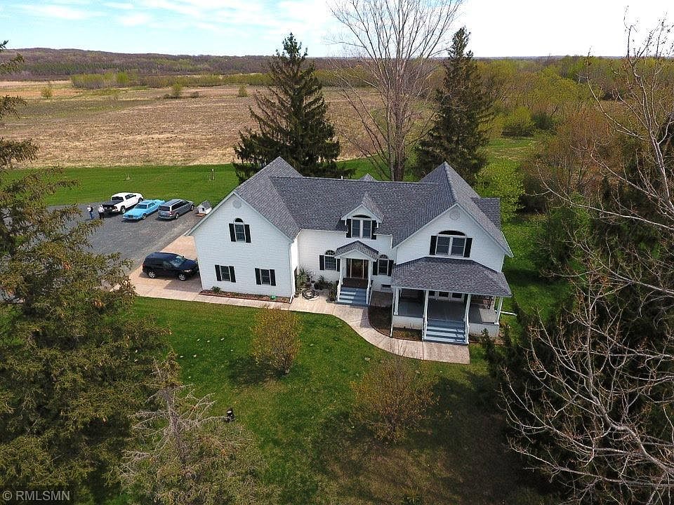 1st image of 17640 362nd St