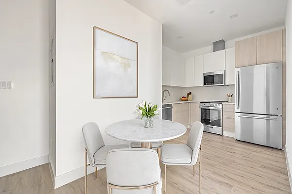 Rented by Owner | media 9