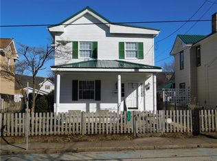 1403 Race St, Connellsville, PA
