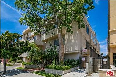 3rd image of 5051 Rosewood Ave APT 104