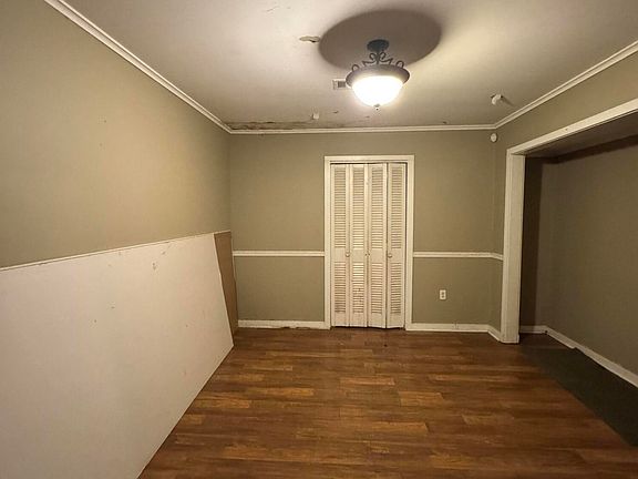 3rd image of 3524 34th St