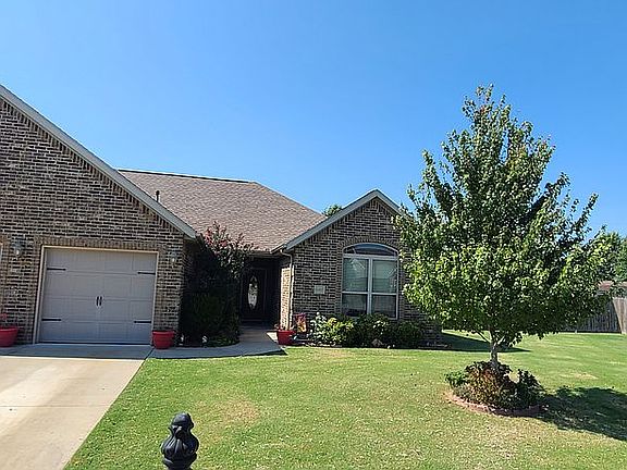 2nd image of 10927 Foxglove Ln
