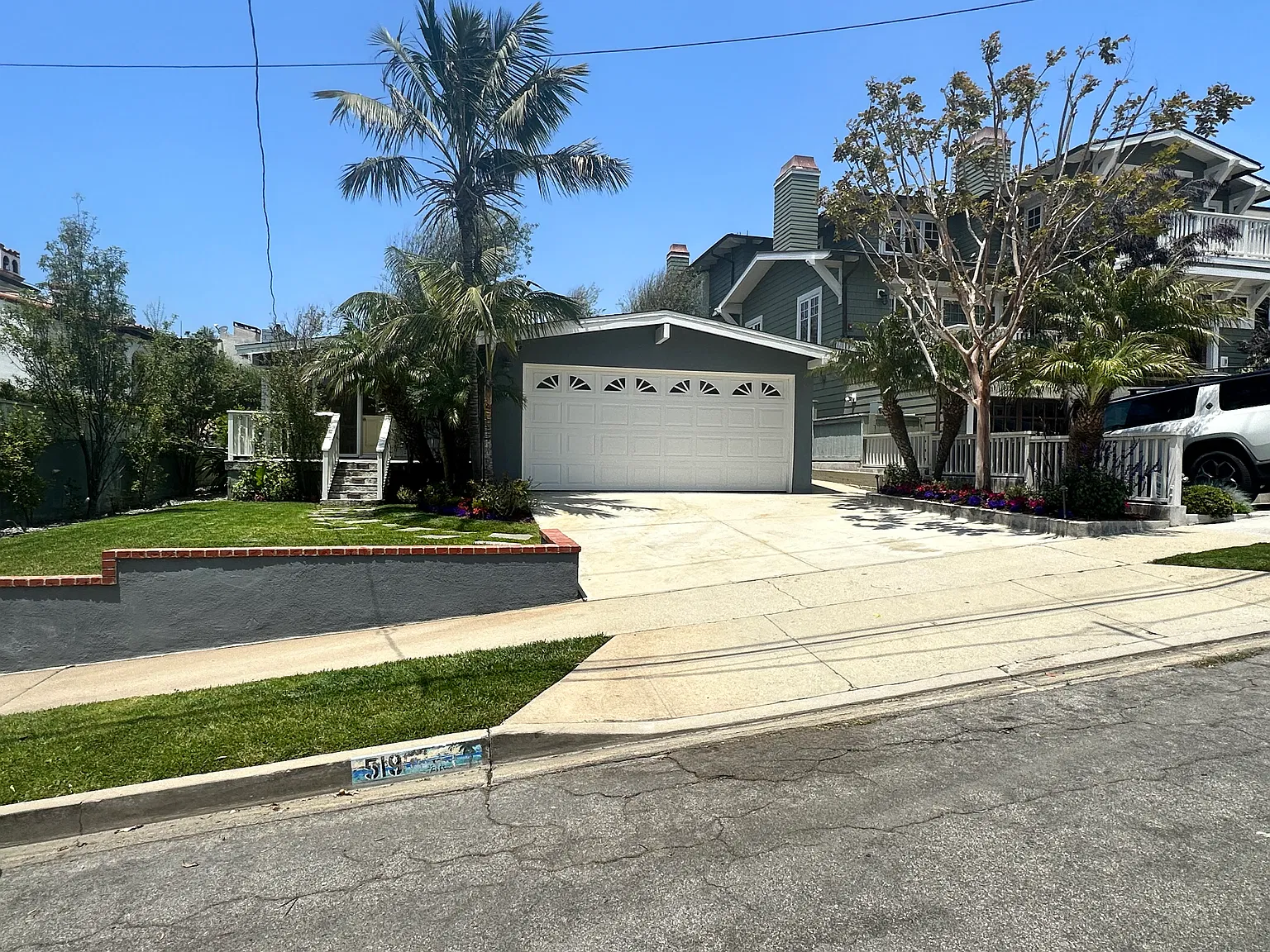 4 bed, 1800 sqft, $11,500 — Photo 2