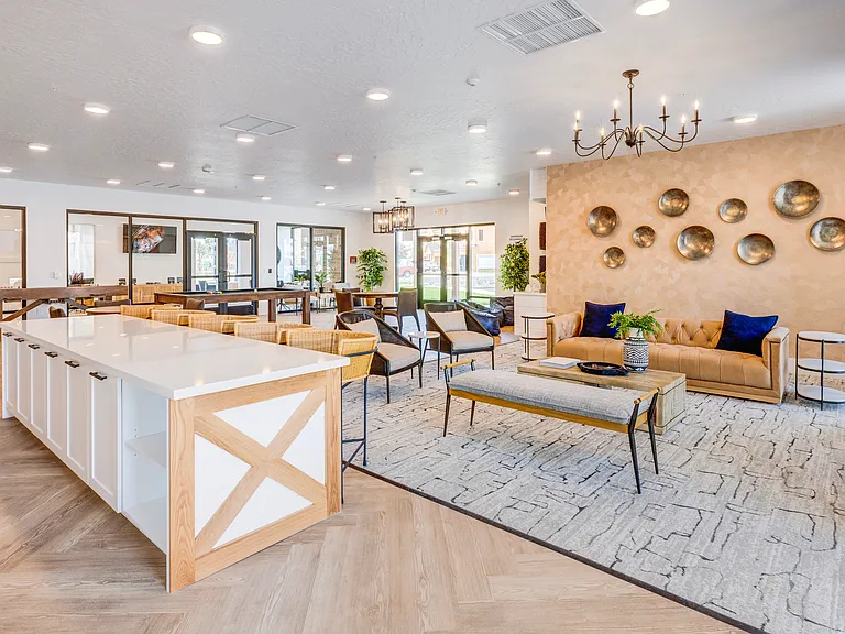 Aria Townhomes and Apartments — Photo 6