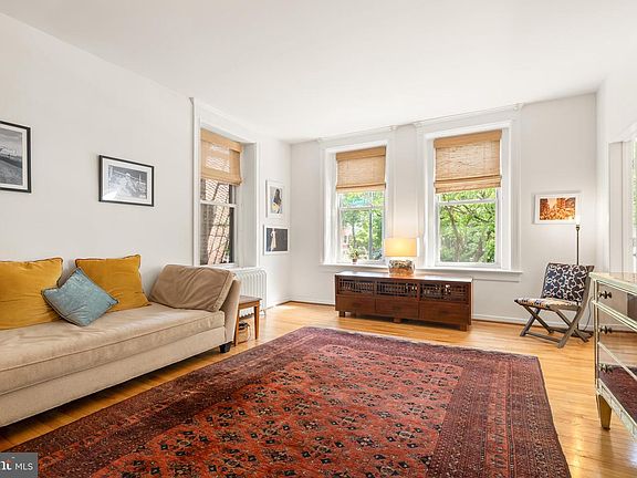 5th image of 1855 Calvert St NW APT 101