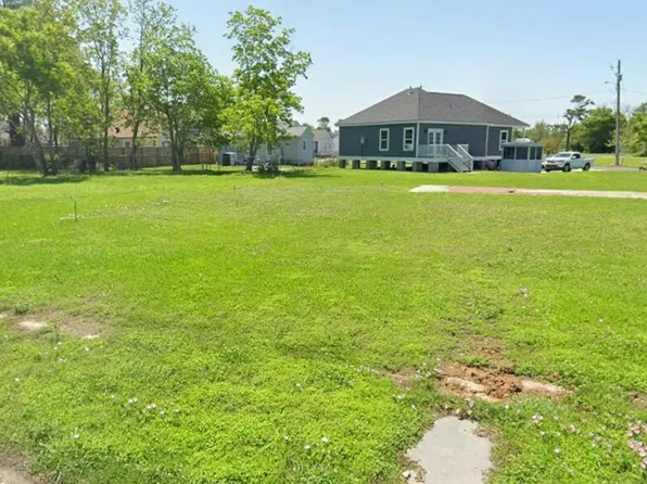 7206 Sally St, Arabi, LA 70032