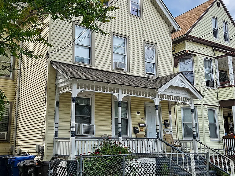 128 Plymouth St #3C — Photo 7