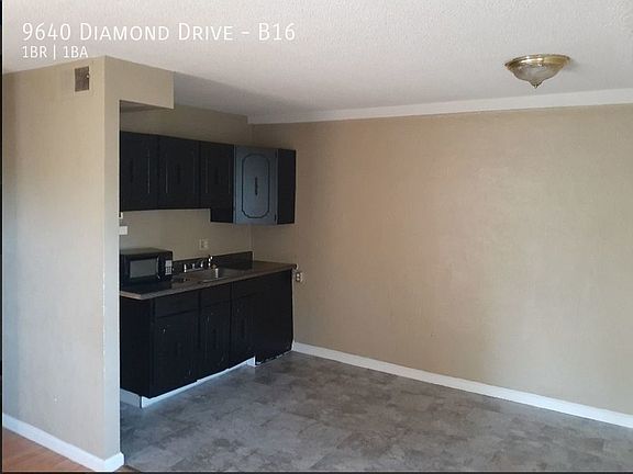 4th image of 9640 Diamond Dr #B16