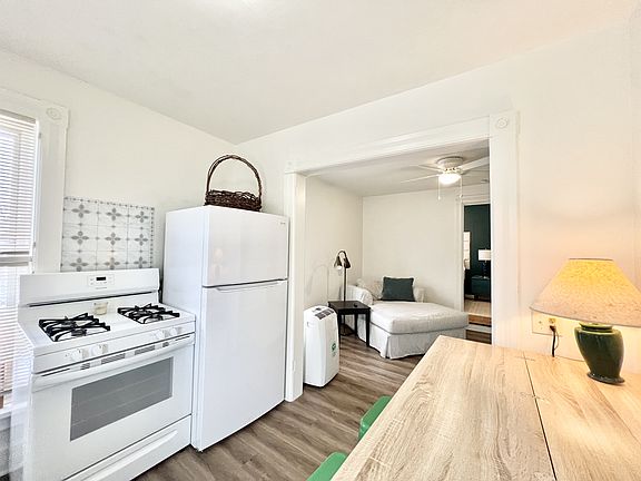 5th image of 420 N Jackson St #5