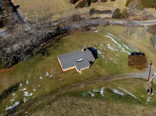 2406 Old Greenville Rd, Staunton, VA 24401