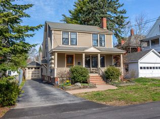 11 Bancroft St, Portland, ME 04102