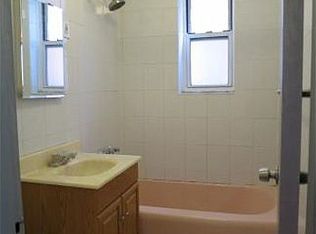 6565 Wetherole St, Flushing, NY 11374
