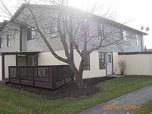 22 King Henry Circle