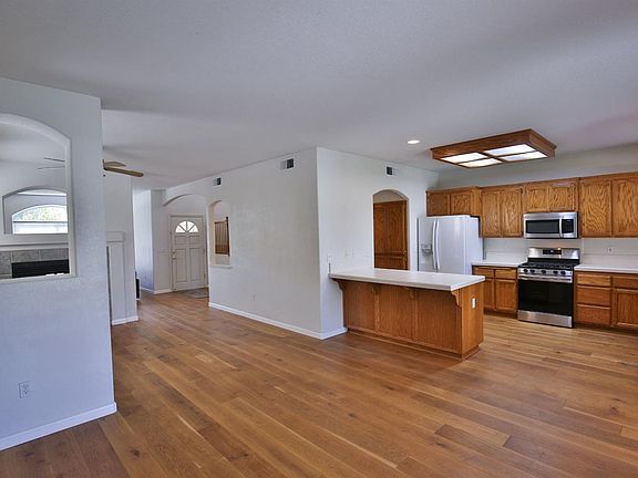 3rd image of 3511 Koso St
