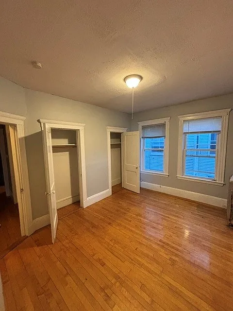 3 bed, 1350 sqft, $2,600 — Photo 3