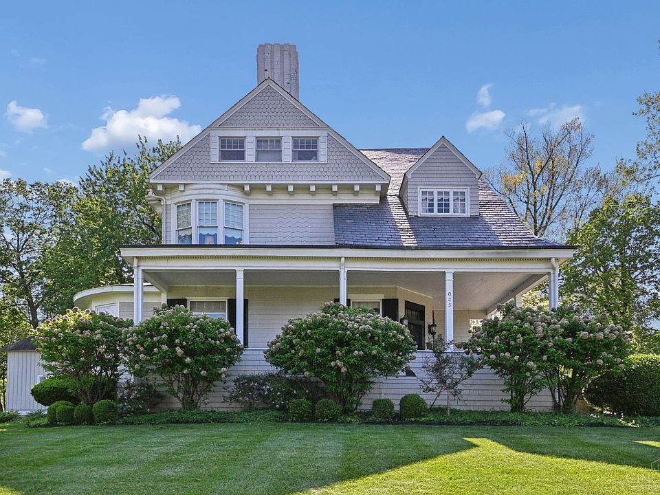 1st image of 835 Ivy Ave