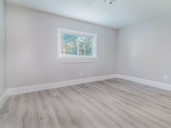 2nd image of 511 Gresham Park Dr #D