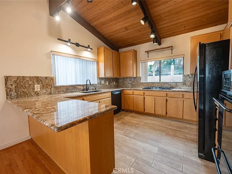 873 Mount Washington Dr — Photo 7
