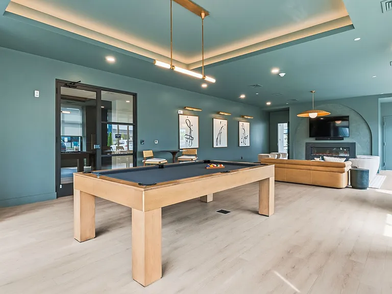 2454 Lafayette Rd #201 — Photo 50