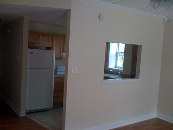 4th image of 3505 Bowman St Floor 3-2