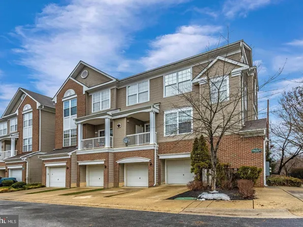 14294 Hampshire Hall Ct #812, Upper Marlboro, MD 20772