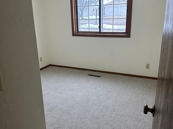 5th image of 276 Cambridge Ln SE #276