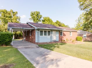 114 Tower Dr, Jacksonville, NC 28546