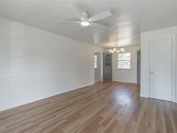 5th image of 3217 SW 40th St