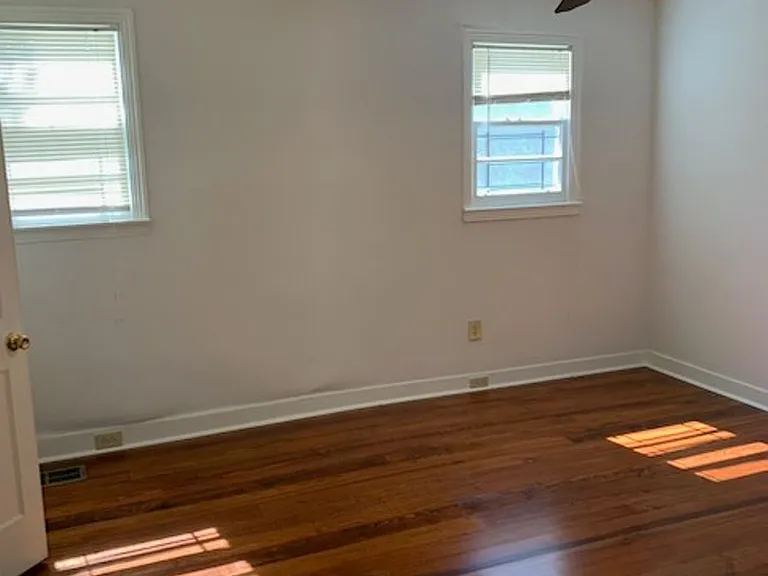 1218 Joseph St — Photo 11