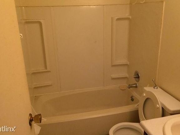 4th image of 1598 Harvester Ln
