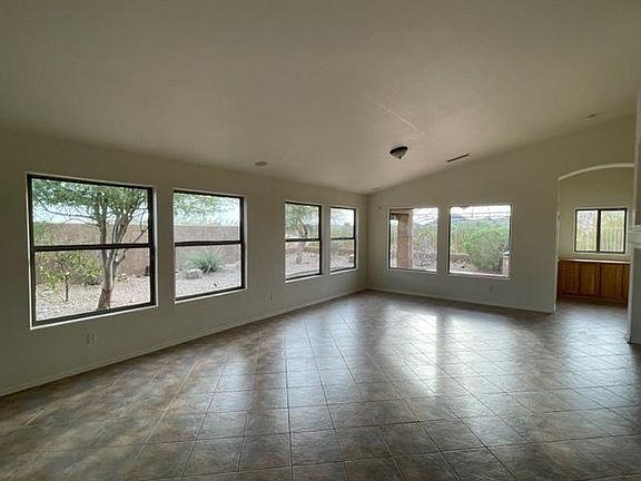 4th image of 11944 S 175th Ln